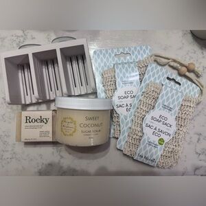 Rocky Mountain soap, shower tray & soap sacks. Coconut Sugar Scrub.